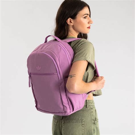 adidas luna backpack dimensions.